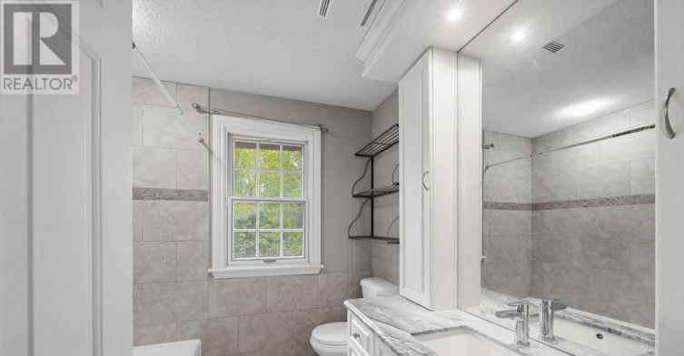 3162 Woodroffe Avenue, Ottawa, ON, K2J 4G4 - 31