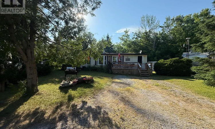 303-1802 County 121 Road Road N
