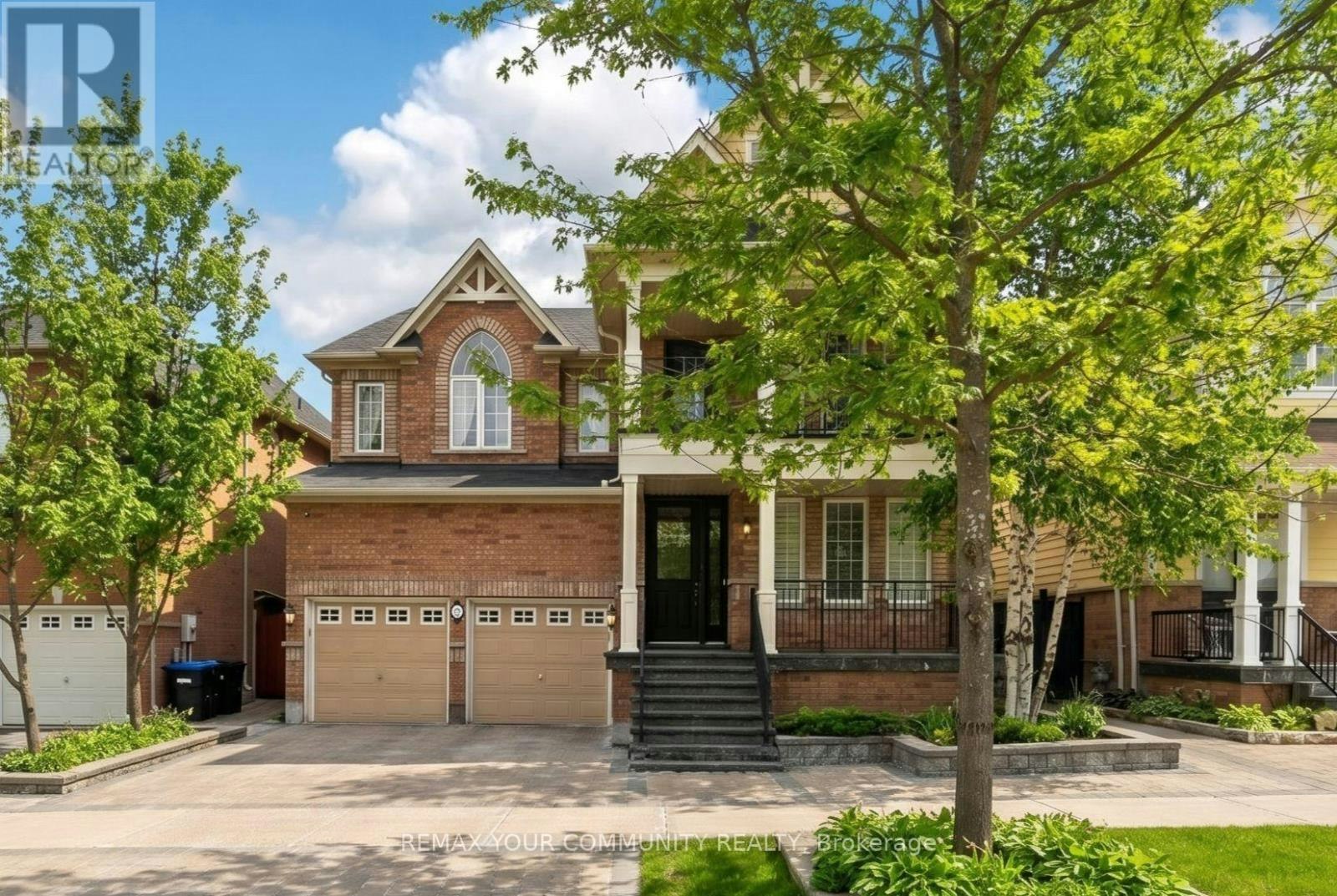 42 Rogers Trail, Bradford West Gwillimbury, ON, L3Z 0G5
