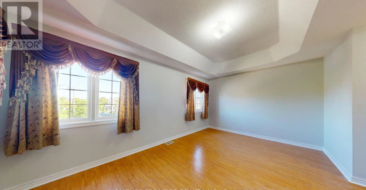 25 Rocky Point Crescent, Brampton, ON, L6V 4R7 - 10
