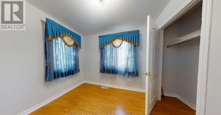 25 Rocky Point Crescent, Brampton, ON, L6V 4R7 - 14