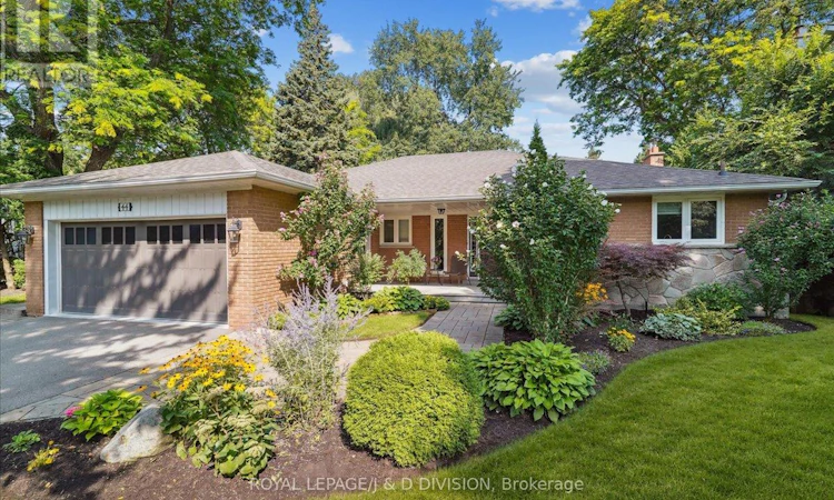 44 George Henry Boulevard
