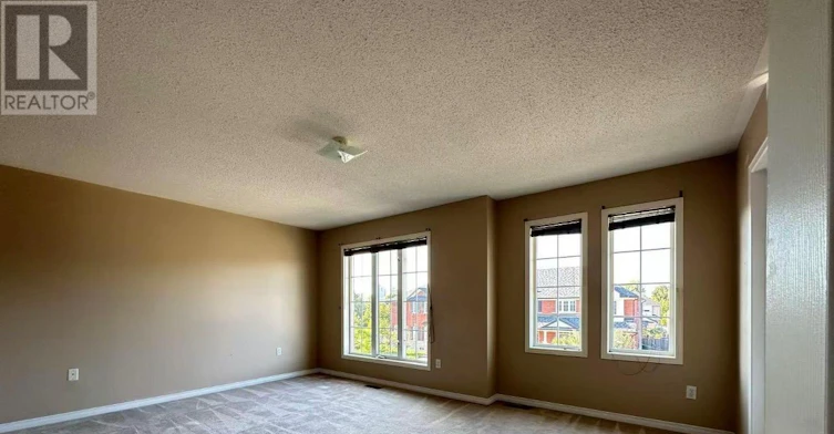 7 Bassett Avenue, Richmond Hill, ON, L4B 4M8 - 6