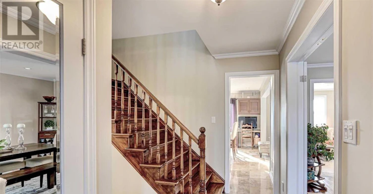 59 Pentland Crescent, Vaughan, ON, L6A 1T5 - 3