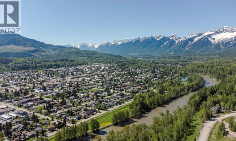 30 Aspen Crescent
