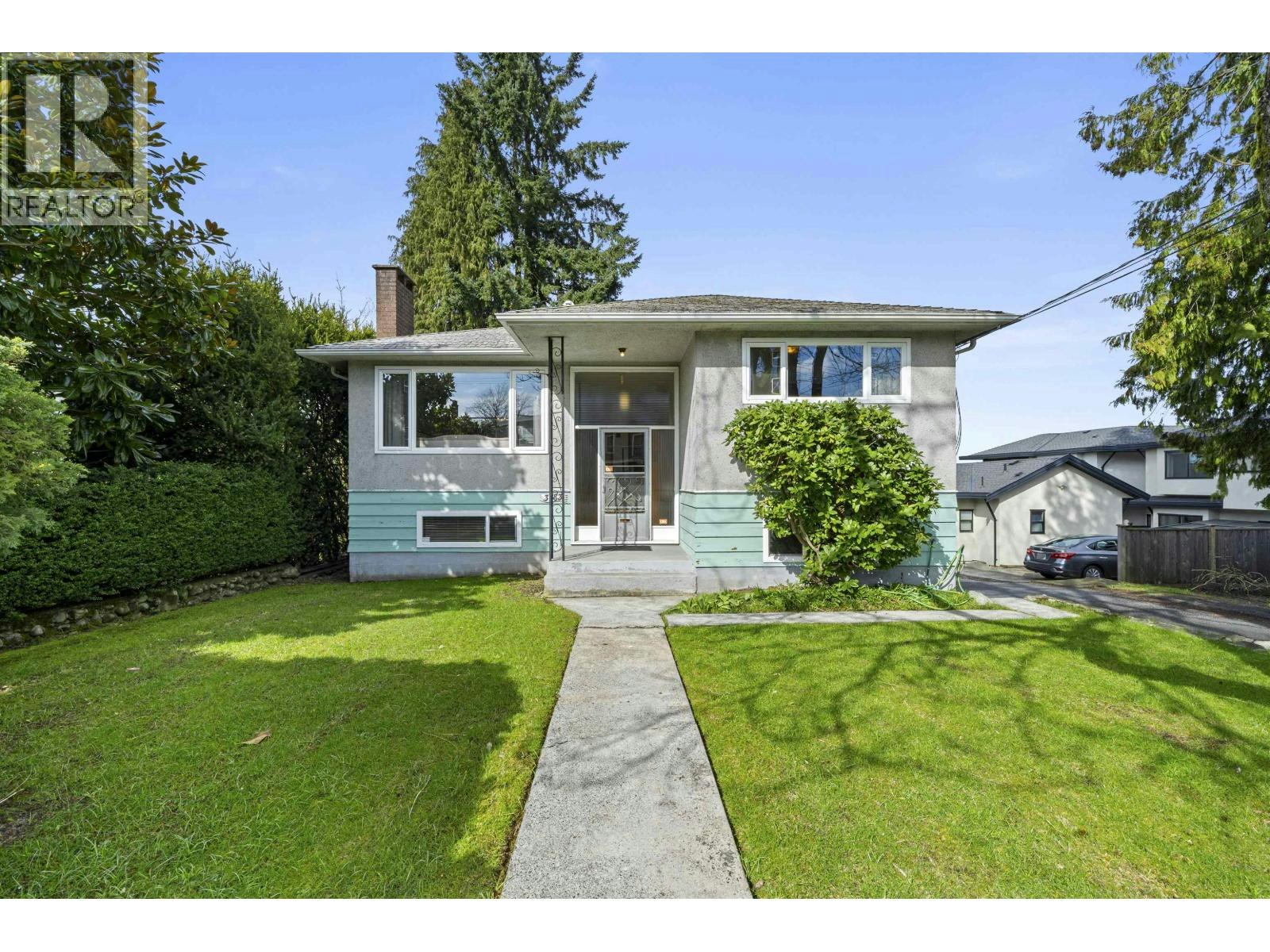 3783 Price Street, Burnaby, BC, V5G 2K9
