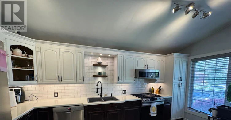 3 Clearview Heights, St. Catharines, ON, L2T 2W2 - 2