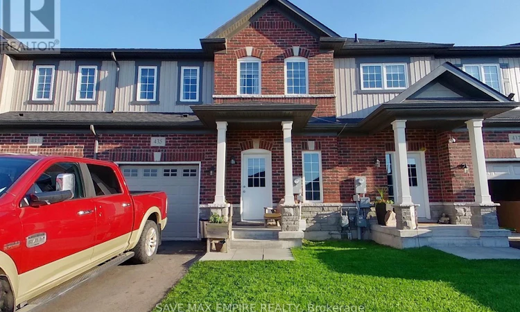 435 Williams Crescent