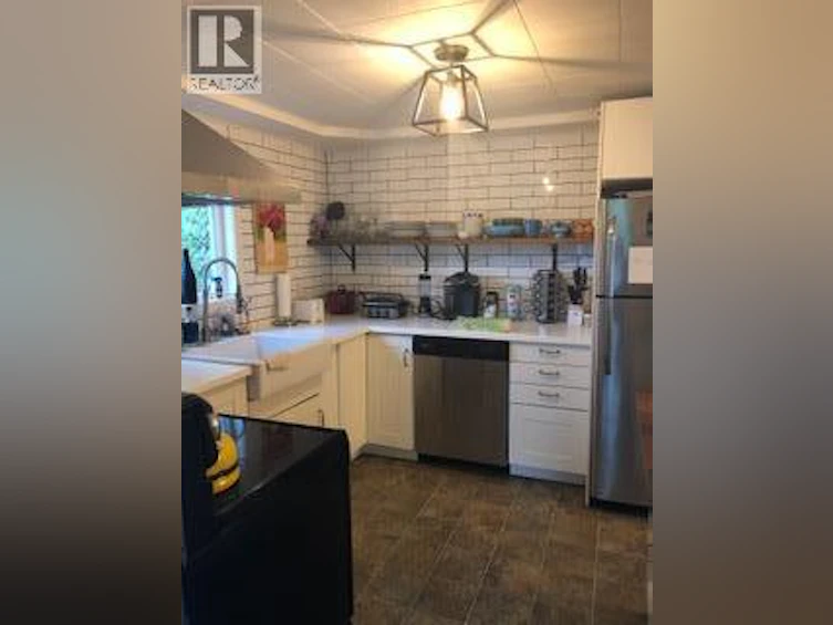 1210 Eighth Street, Lake Country, BC, V4V 2J5 - 10