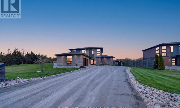 108 Foster Road
