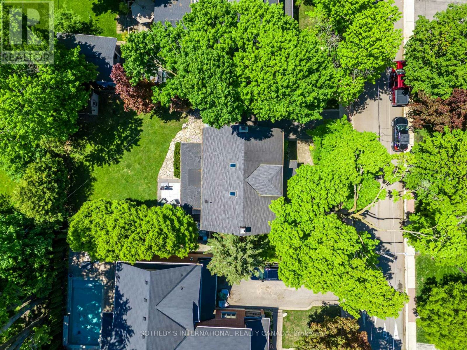 77 Catherine Avenue, Aurora, ON, L4G 1K6
