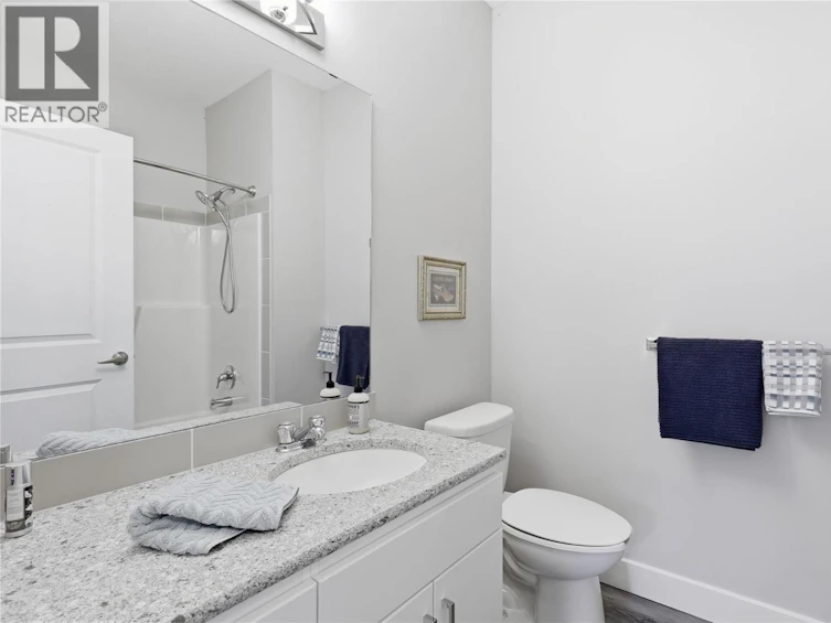 1201 Cariboo Avenue, Clinton, BC, V0K 1K0 - 35