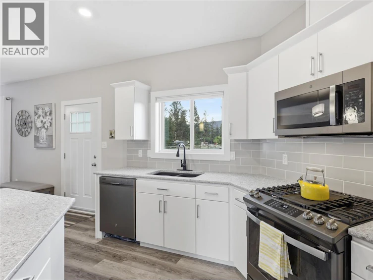 1201 Cariboo Avenue, Clinton, BC, V0K 1K0 - 14