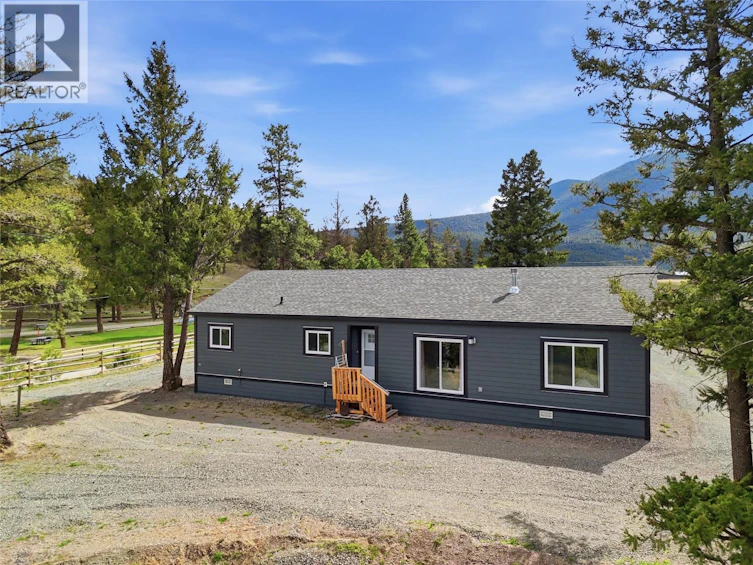 1201 Cariboo Avenue, Clinton, BC, V0K 1K0 - 40