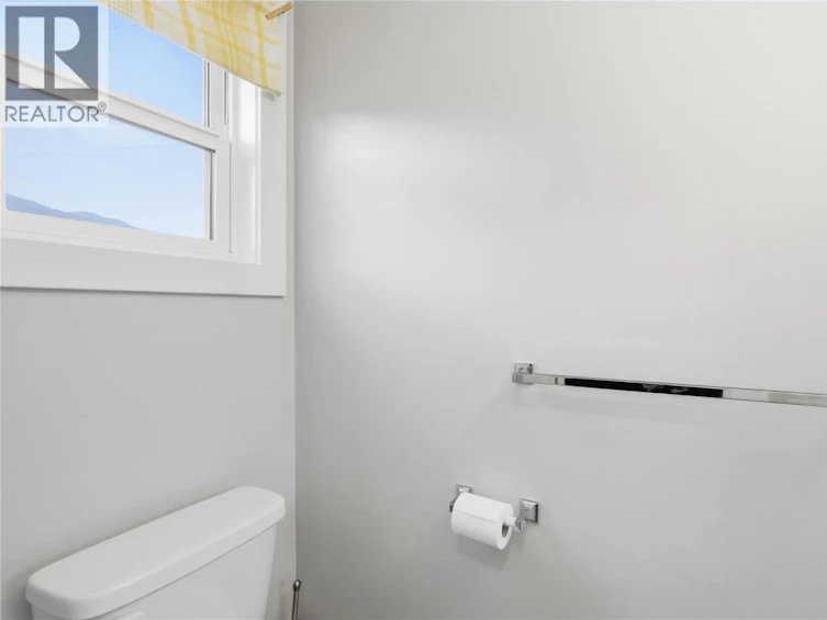 1201 Cariboo Avenue, Clinton, BC, V0K 1K0 - 38