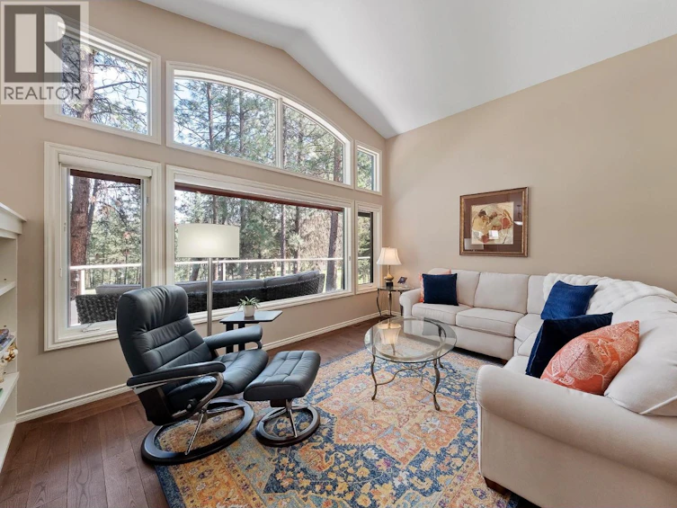 4141 S Gallaghers Boulevard, Kelowna, BC, V1W 4V2 - 7