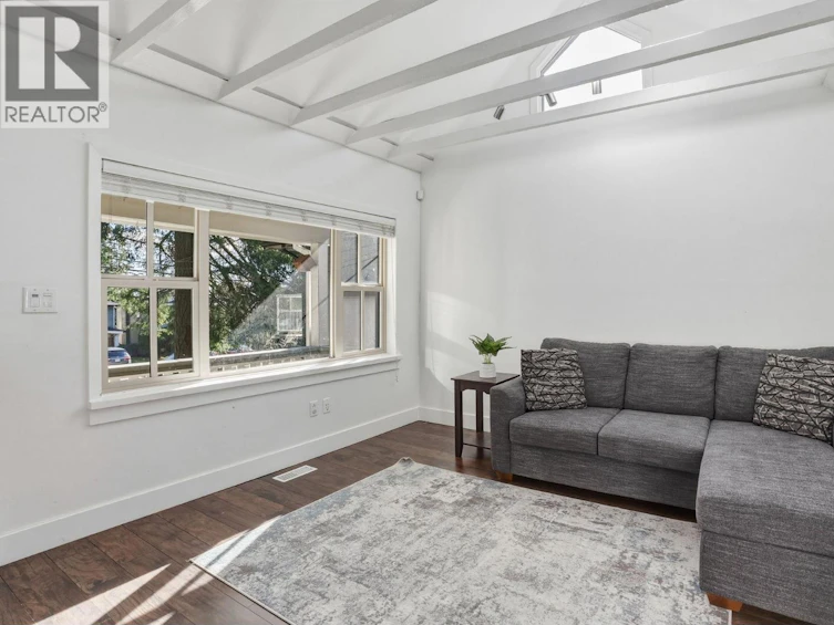 3015 Royal Avenue, North Vancouver, BC, V7K 1Y6 - 5