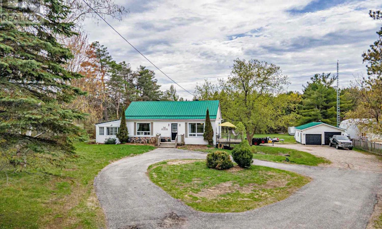 3514 Penetanguishene Road