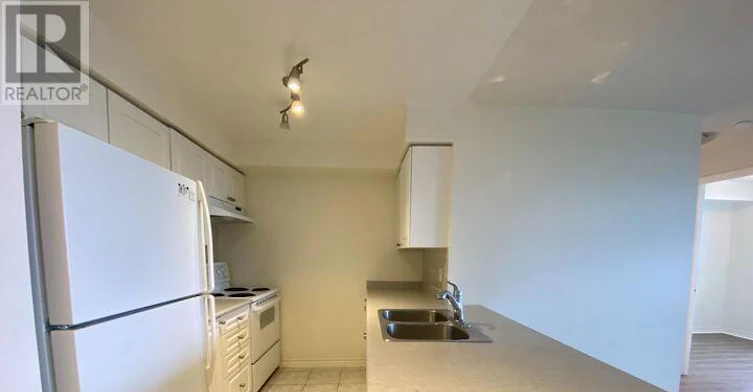 1901-55 Strathaven Drive, Mississauga, ON, L5R 4G9 - 8