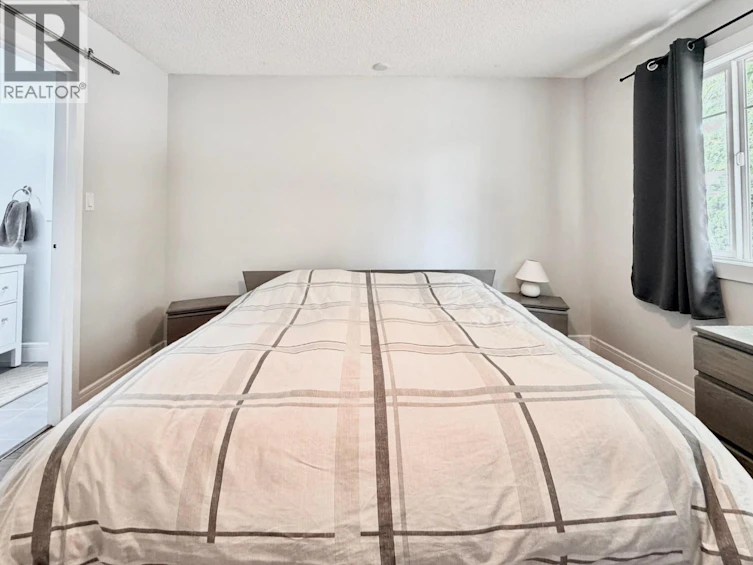 1347 Naish Drive, Penticton, BC, V2A 3B7 - 14