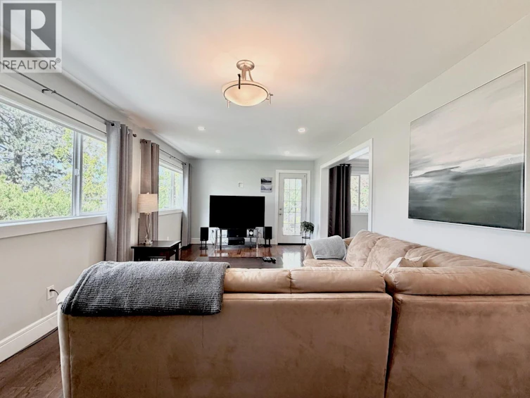 1347 Naish Drive, Penticton, BC, V2A 3B7 - 30