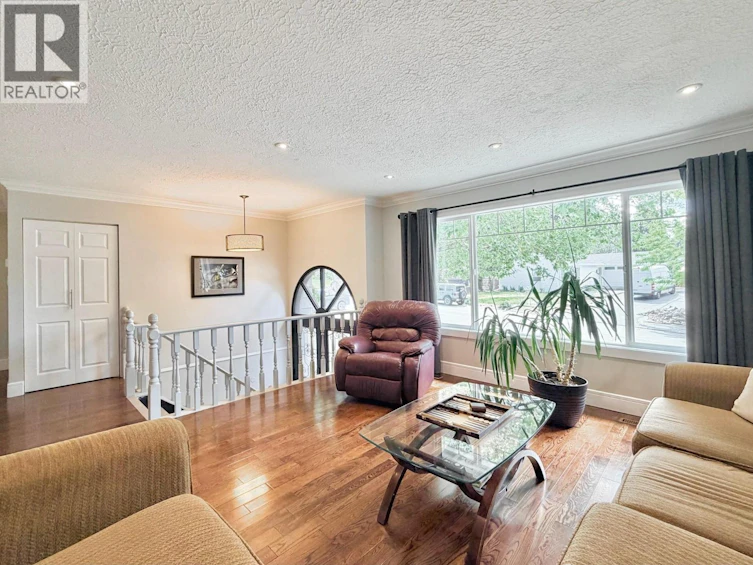 1347 Naish Drive, Penticton, BC, V2A 3B7 - 10