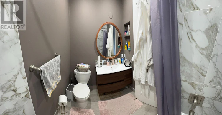 2 Ross Linton Drive, Aurora, ON, L4G 6T3 - 10