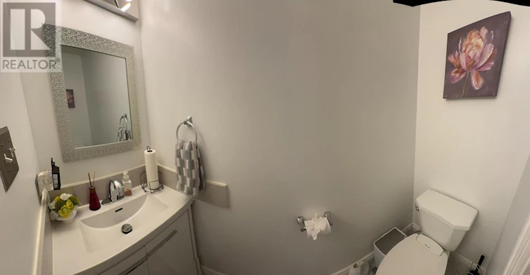 2 Ross Linton Drive, Aurora, ON, L4G 6T3 - 7