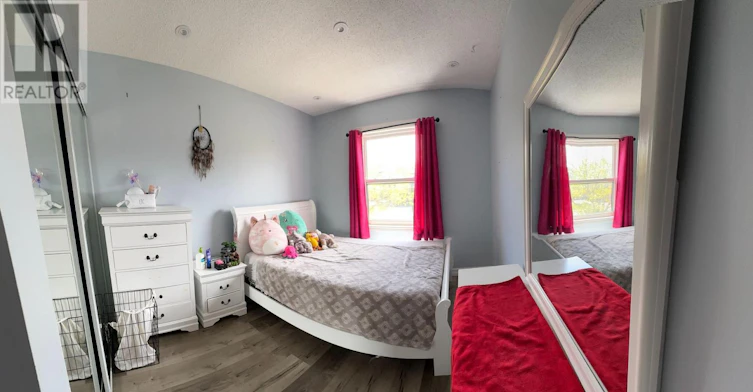 2 Ross Linton Drive, Aurora, ON, L4G 6T3 - 11
