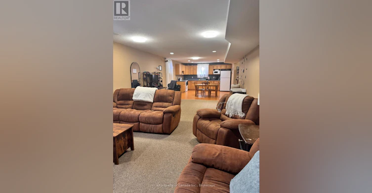 2 Owen Street, Ingersoll, ON, N5C 4H3 - 6