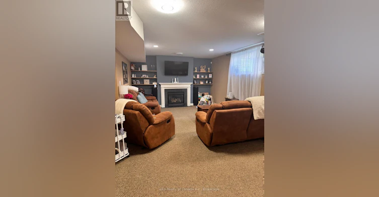2 Owen Street, Ingersoll, ON, N5C 4H3 - 5