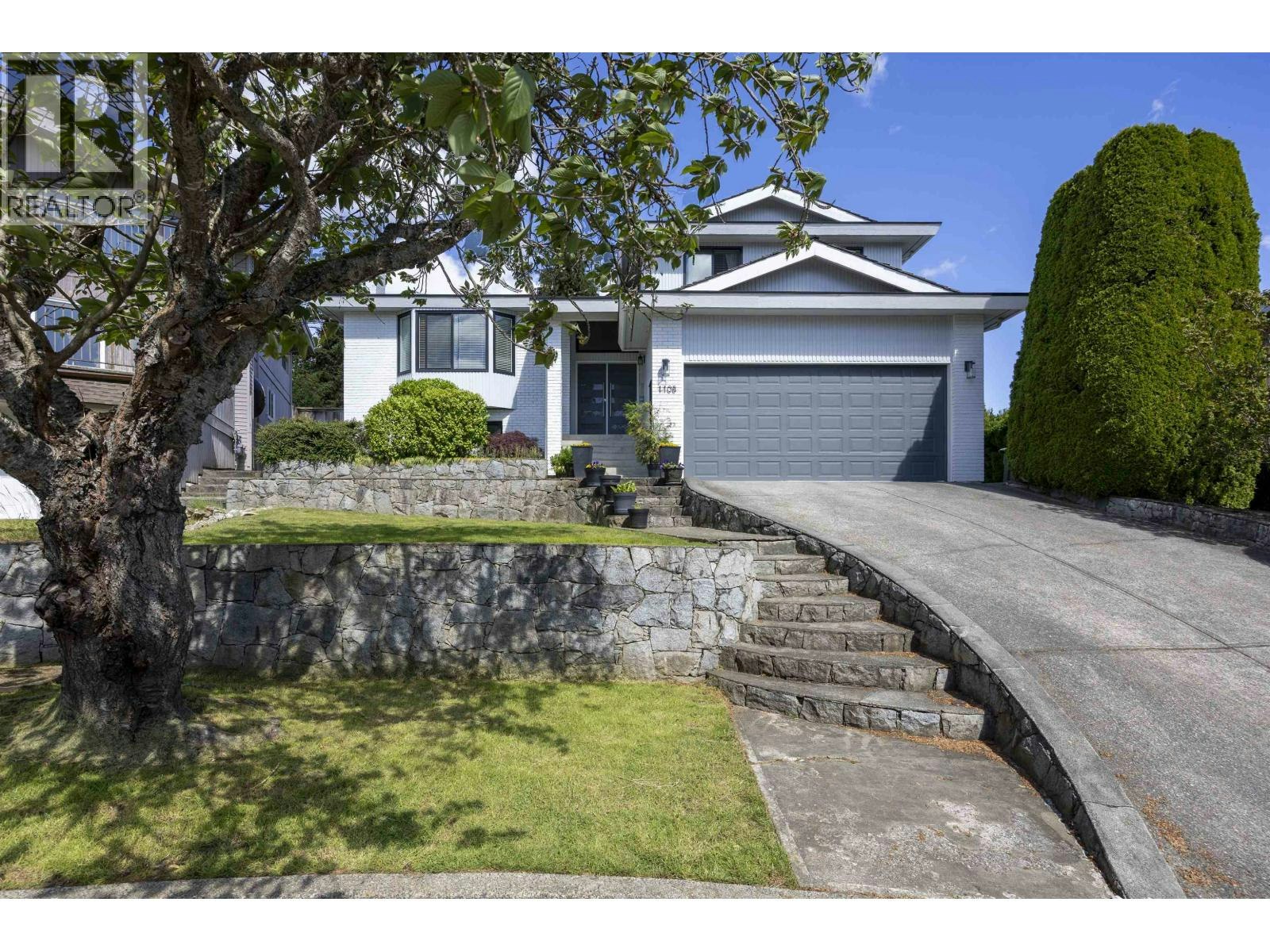 1108 Marsden Court, Burnaby, BC, V5A 3N3