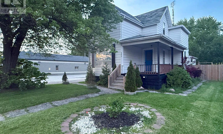 305 St Clair Street