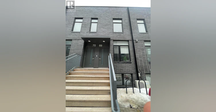 69-1760 Simcoe Street N, Oshawa, ON, L1G 4X9