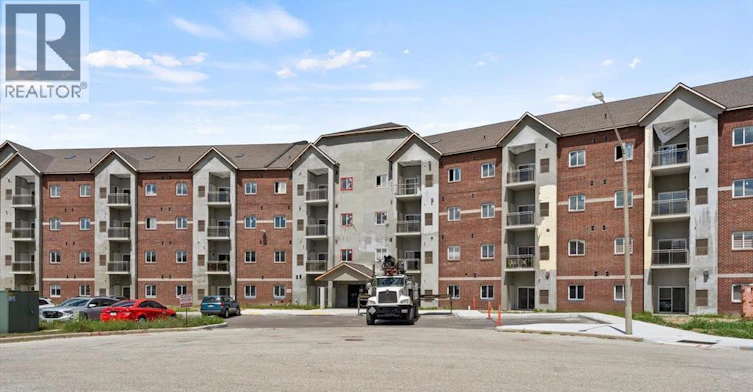 311-1888 Westview Park Boulevard, Lasalle, ON, N9H 0M1