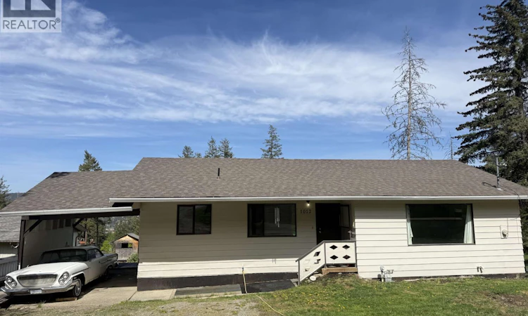 1012 Conrad Crescent