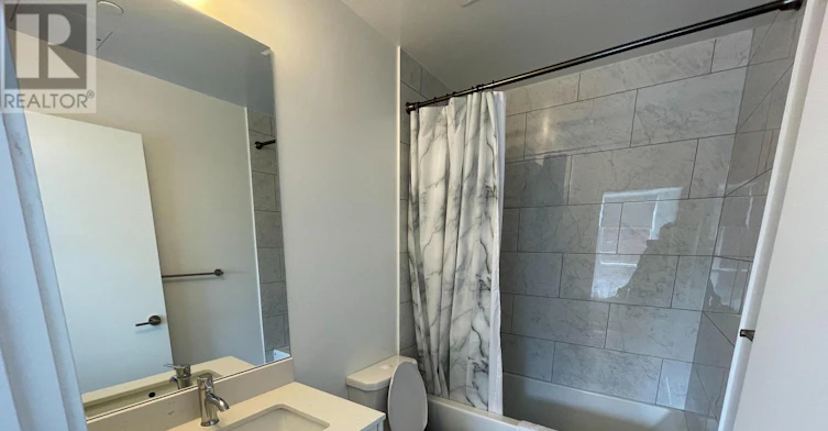 810-32 Forest Manor Road, Toronto, ON, M2J 0H2 - 7