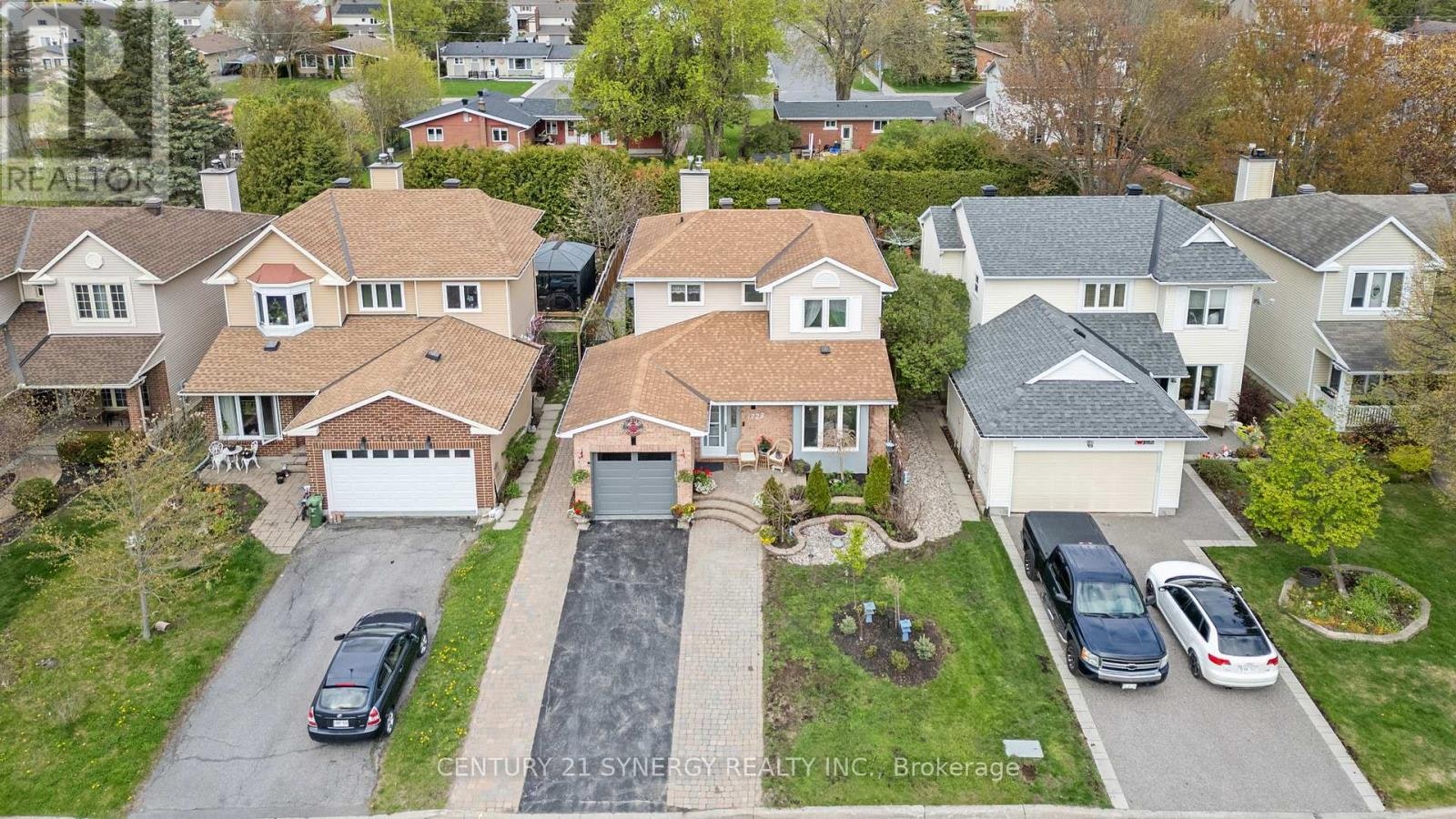 1728 Teakdale Avenue, Ottawa, ON, K1C 6M7