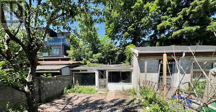 36 Mitchell Avenue, Toronto, ON, M6J 1B9 - 25