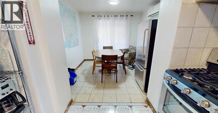 36 Mitchell Avenue, Toronto, ON, M6J 1B9 - 9