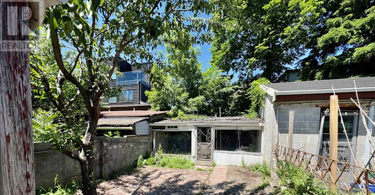 36 Mitchell Avenue, Toronto, ON, M6J 1B9 - 29
