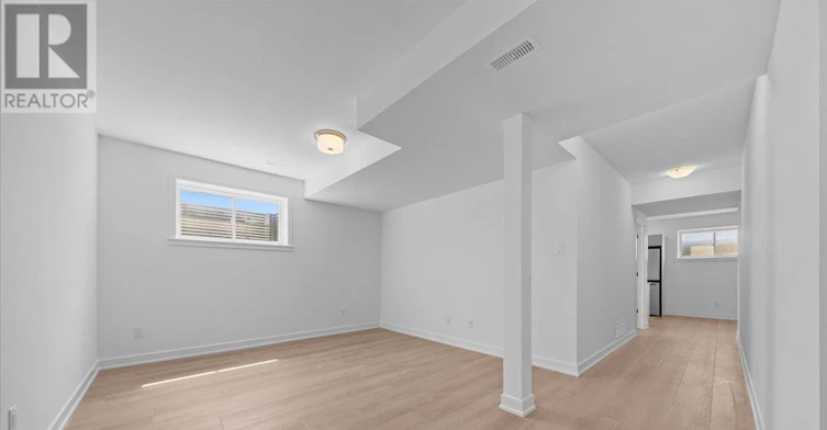 141 Shelleright Street, Ottawa, ON, K2S 1B6 - 4