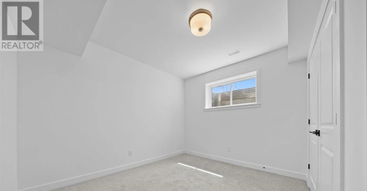 141 Shelleright Street, Ottawa, ON, K2S 1B6 - 8