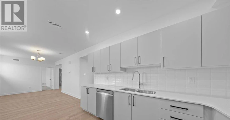 141 Shelleright Street, Ottawa, ON, K2S 1B6 - 12