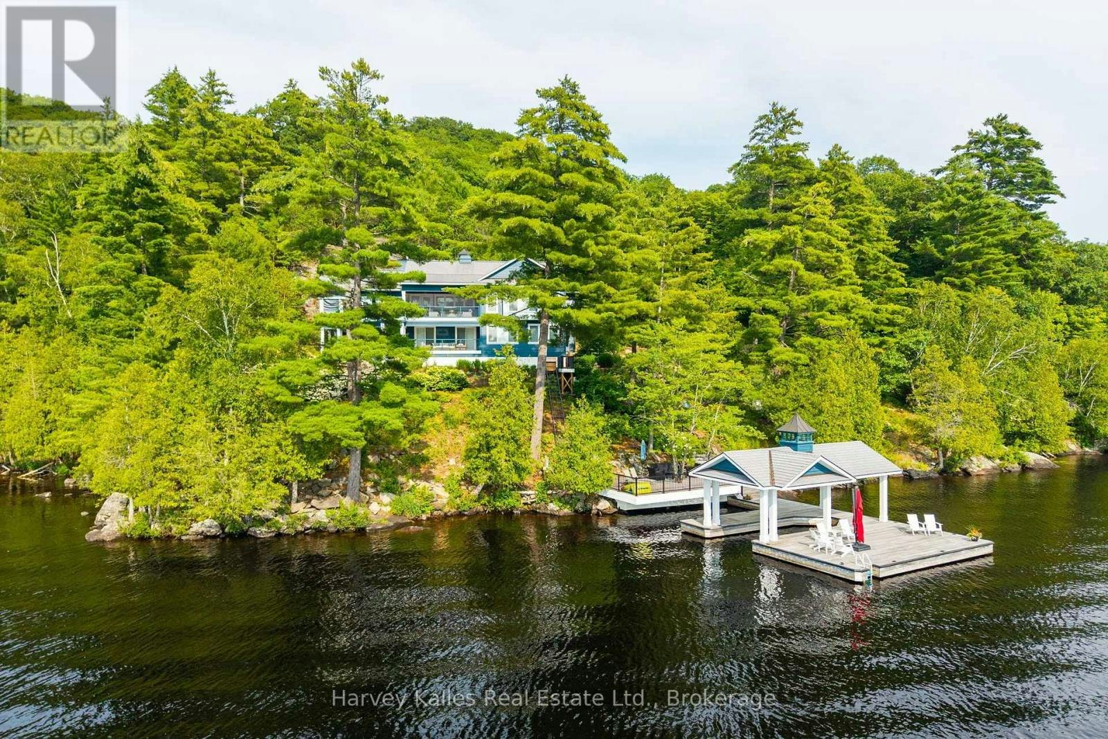 800 Big Island, Huntsville, ON, P1H 2J2