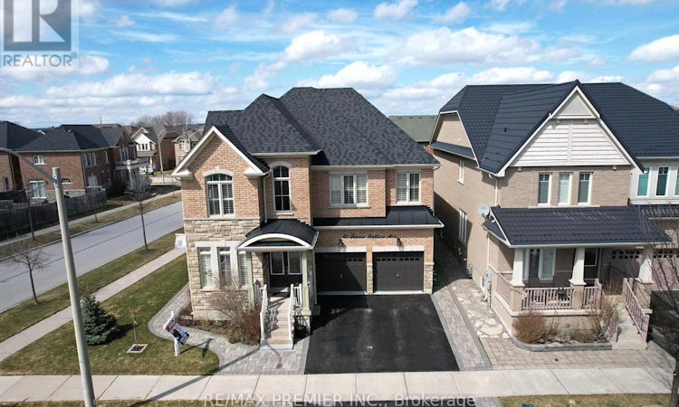48 Heron Hollow Avenue