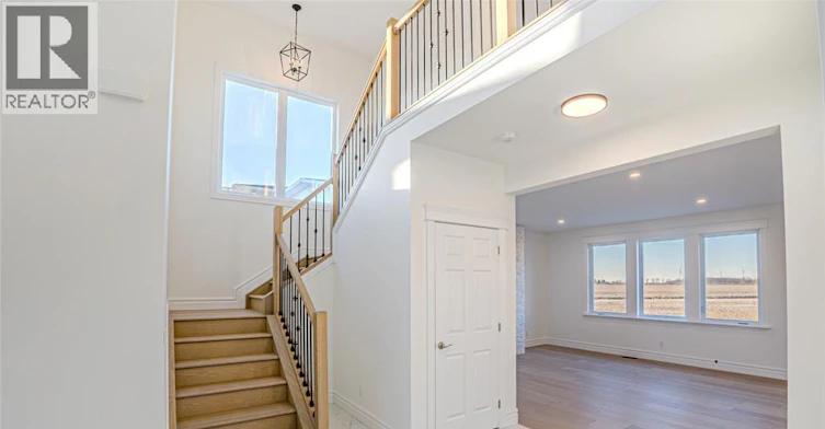4430 Belmont, Lakeshore, ON, N0R 1A0 - 2