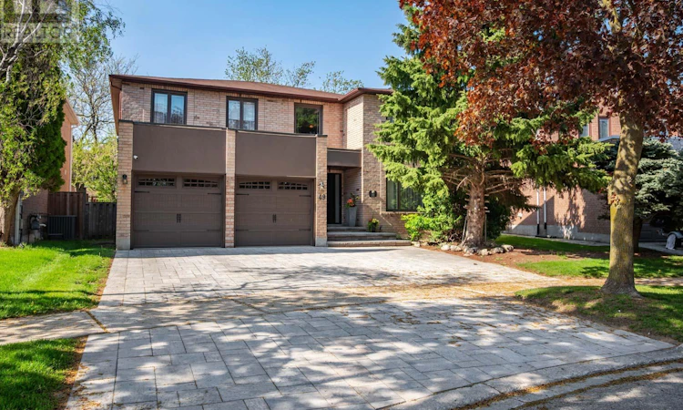 49 Miriam Crescent