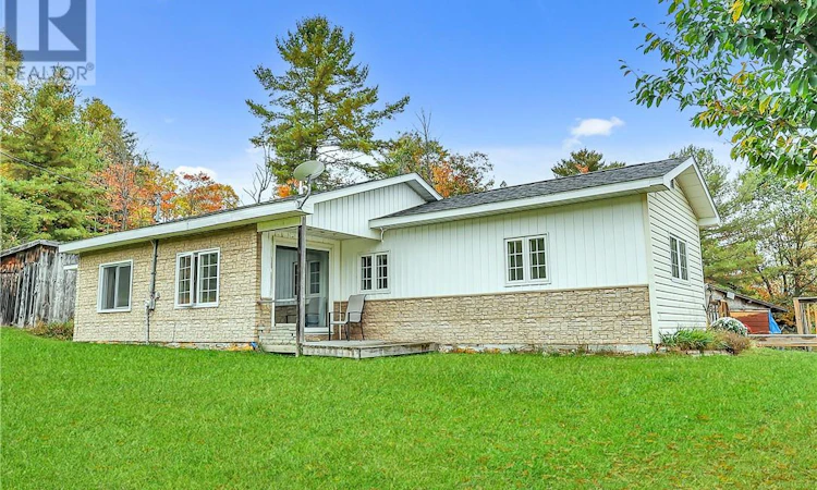 591 Lacloche Lake Road