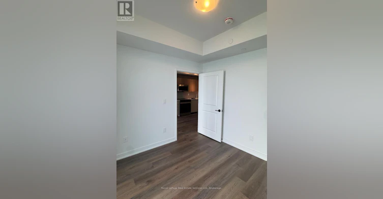 2105-2075 Lakeshore Road, Burlington, ON, L7R 0H3 - 9
